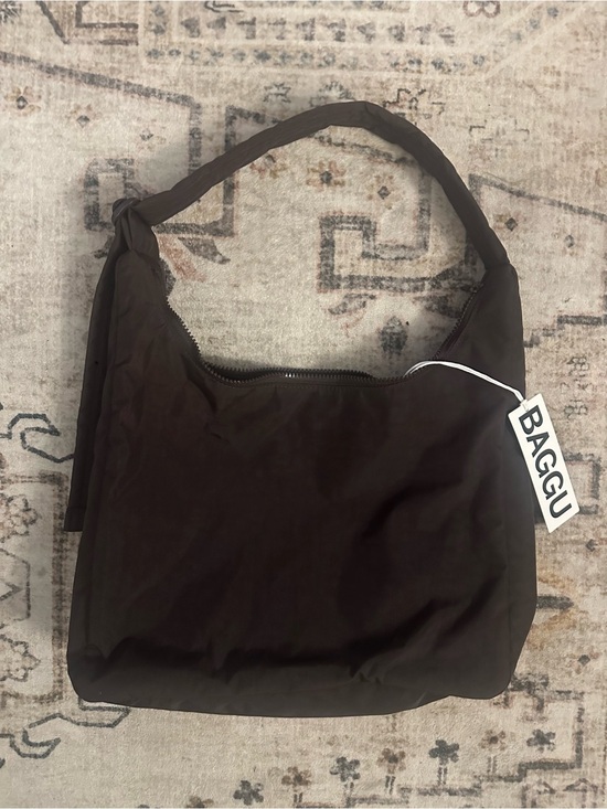 BAGGU Handbags - BAGGU CHOCOLATE PLUM SHOULDER BAG
